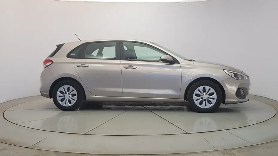 HYUNDAI i30 i30 1.4 Classic +