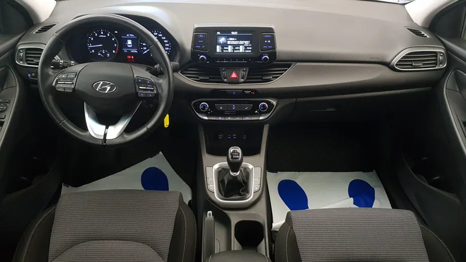 HYUNDAI i30 i30 1.4 Classic +