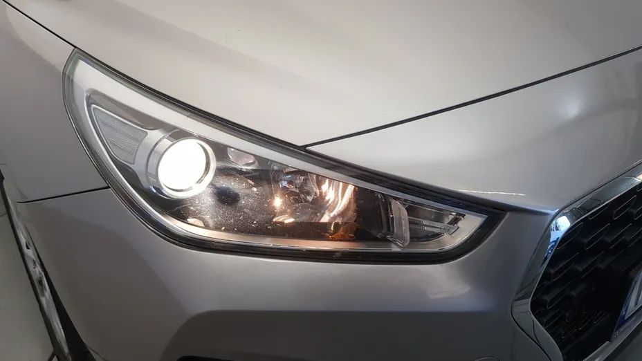 HYUNDAI i30 i30 1.4 Classic +