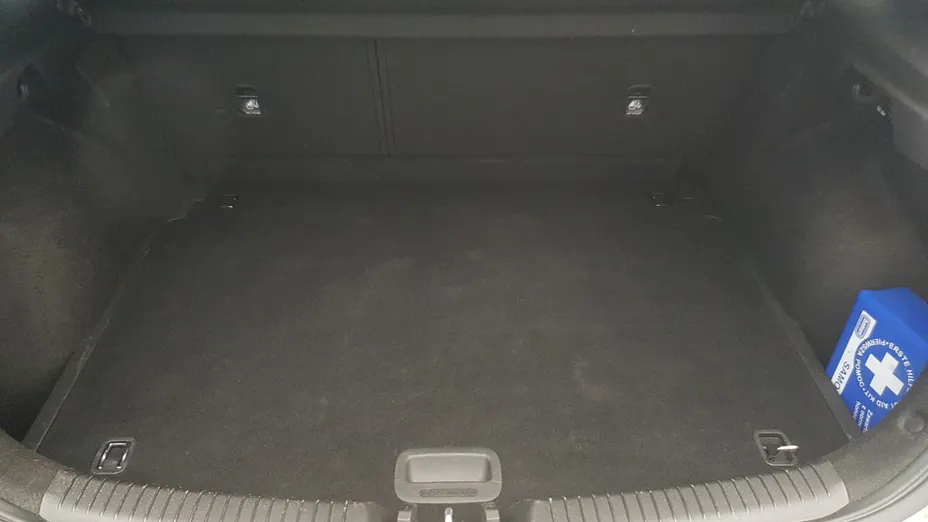 HYUNDAI i30 i30 1.4 Classic +