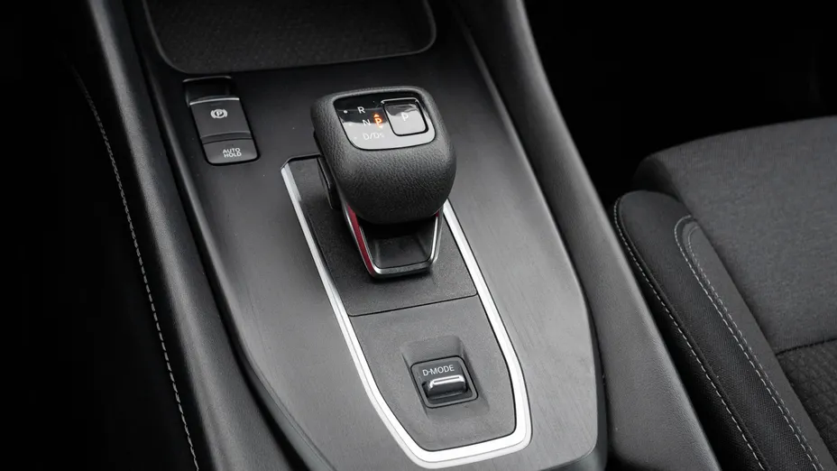 NISSAN Qashqai Qashqai 1.3 DIG-T mHEV N-Connecta Xtronic