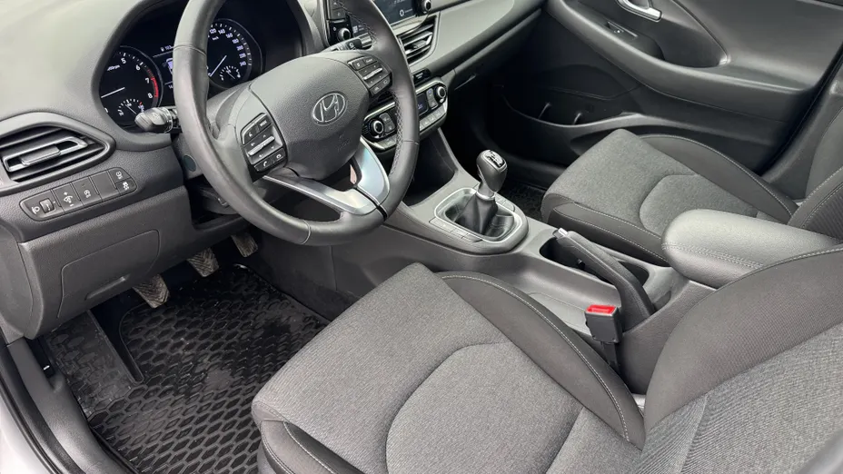 HYUNDAI i30 i30 1.5 DPI Smart