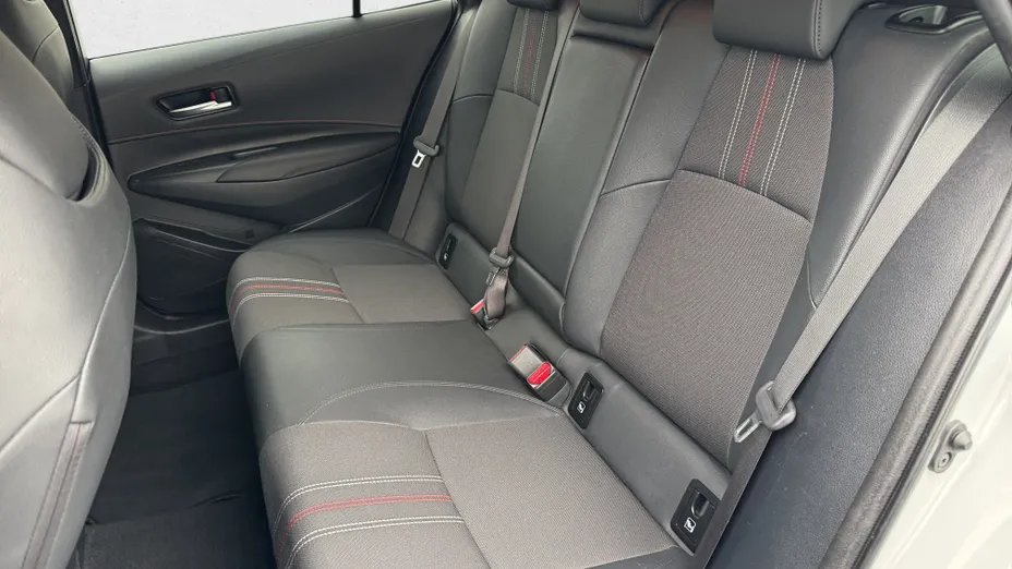 TOYOTA Corolla Corolla 1.8 Hybrid GR Sport Dynamic