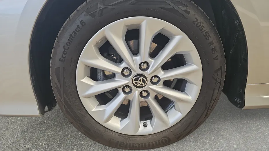 TOYOTA Corolla Corolla 1.5 Comfort
