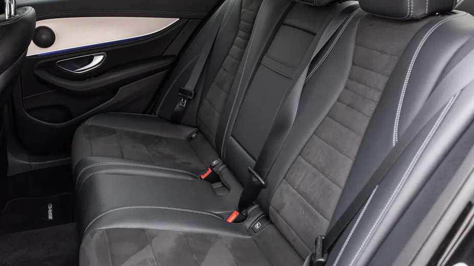 MERCEDES-BENZ E Klasa E 220 d 4-Matic AMG