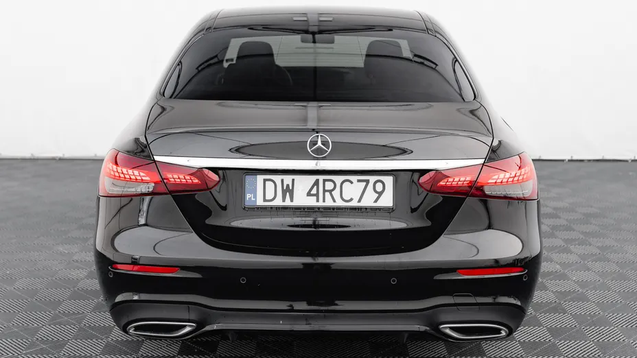 MERCEDES-BENZ E Klasa E 220 d 4-Matic AMG