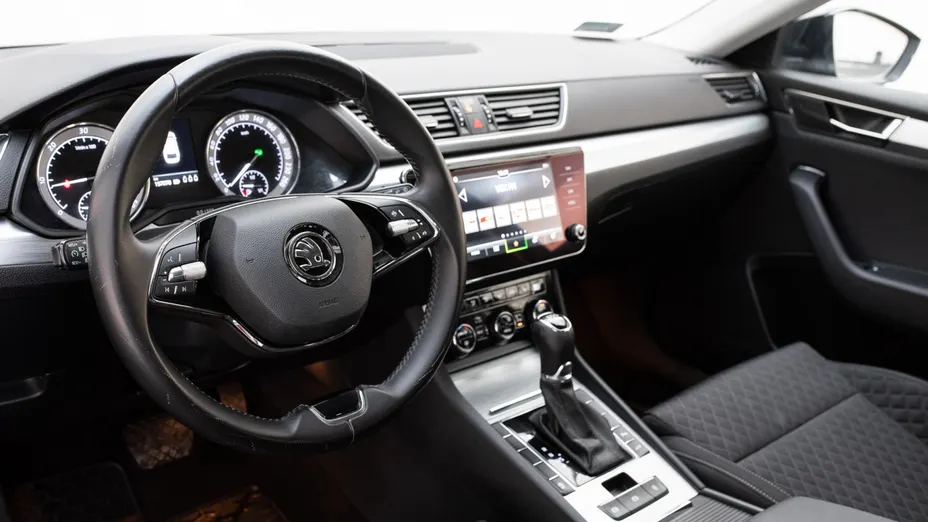 SKODA Superb Superb 2.0 TDI SCR Ambition DSG