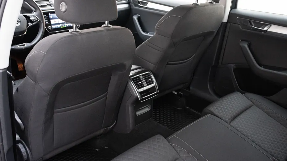 SKODA Superb Superb 2.0 TDI SCR Ambition DSG