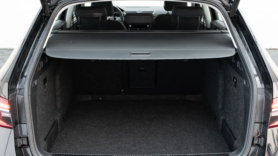 SKODA Superb Superb 2.0 TDI SCR Ambition DSG