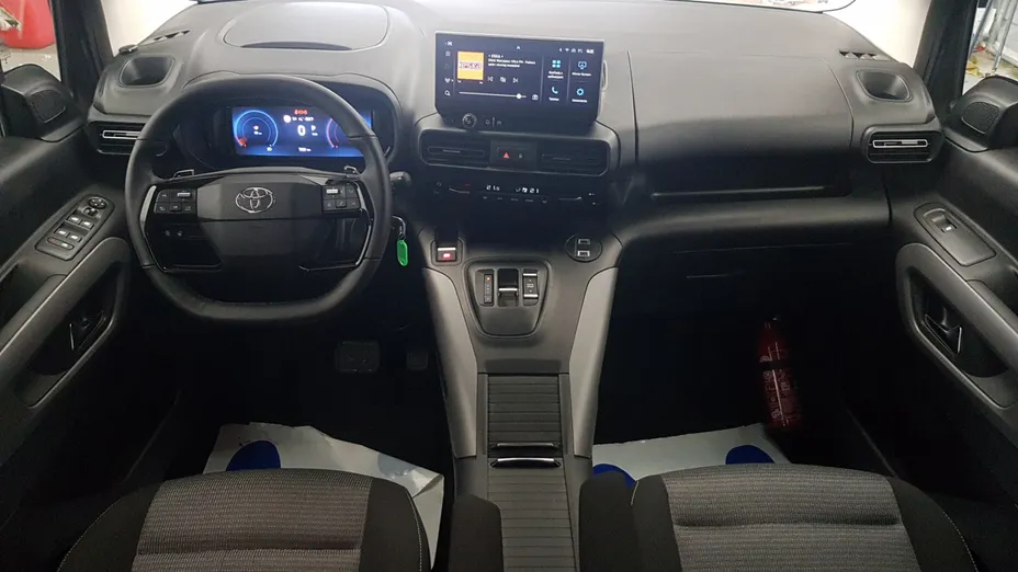 TOYOTA Proace City Verso Proace City Verso Long 1.5 D-4D Family Aut.