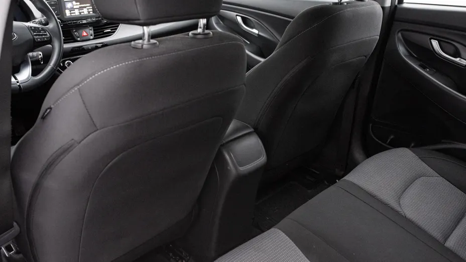 HYUNDAI i30 i30 1.4 Classic +