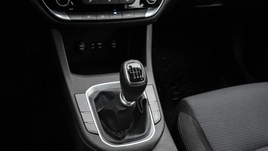 HYUNDAI i30 i30 1.4 Classic +