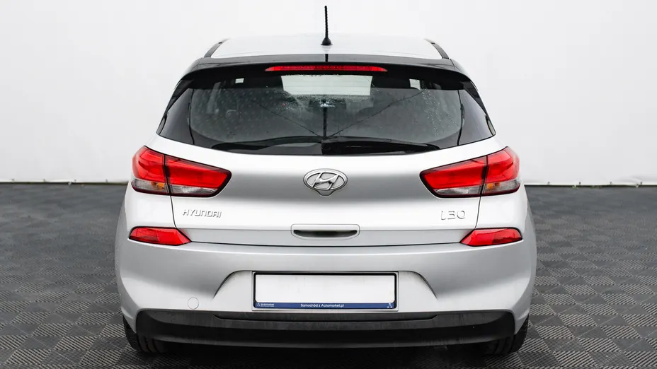 HYUNDAI i30 i30 1.4 Classic +