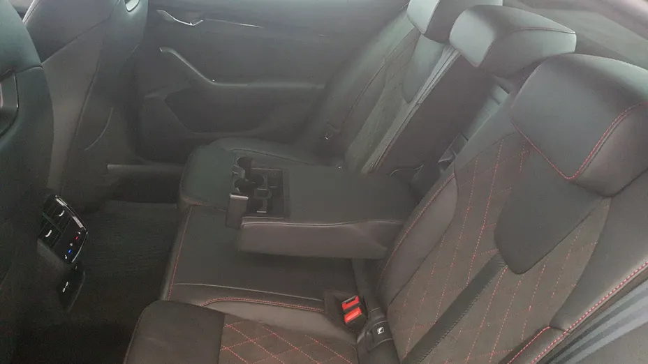 SKODA Octavia Octavia 2.0 TSI RS DSG