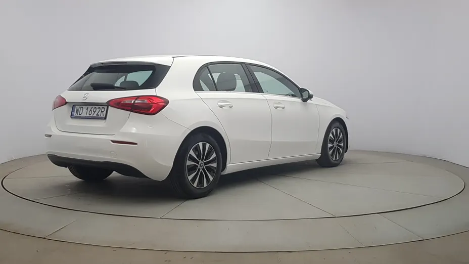 MERCEDES-BENZ A Klasa A 180 Style 7G-DCT