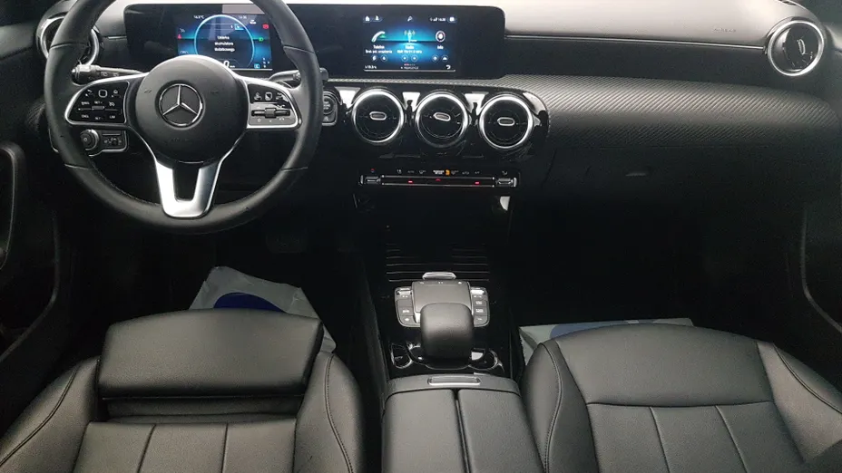 MERCEDES-BENZ A Klasa A 180 Style 7G-DCT