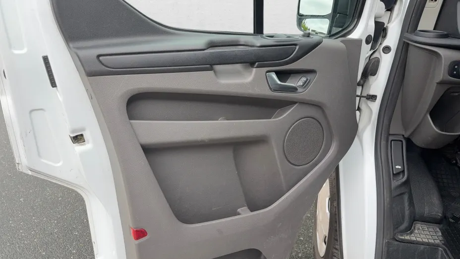 FORD Transit Custom Transit Custom 300 L2H1 Trend