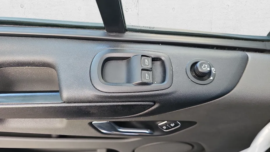 FORD Transit Custom Transit Custom 300 L2H1 Trend