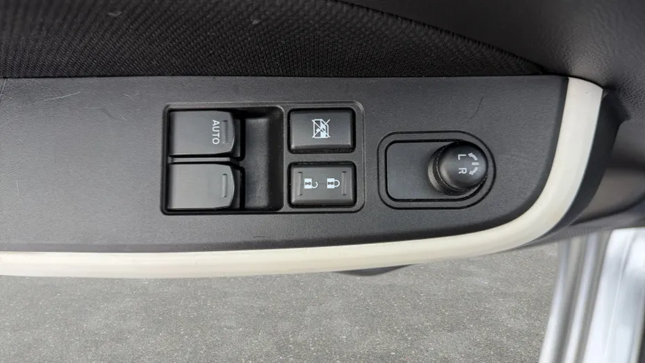 SUZUKI Swift Swift 1.2 Dualjet SHVS Premium