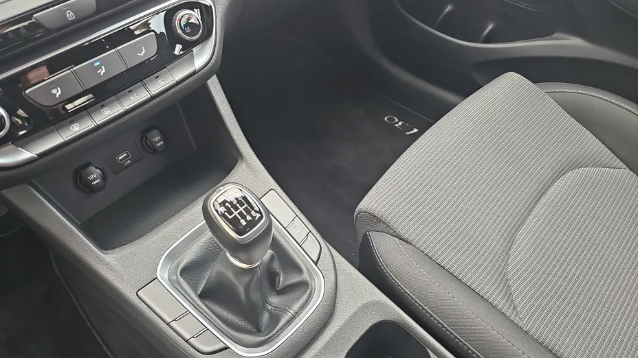 HYUNDAI i30 i30 1.0 T-GDI Modern