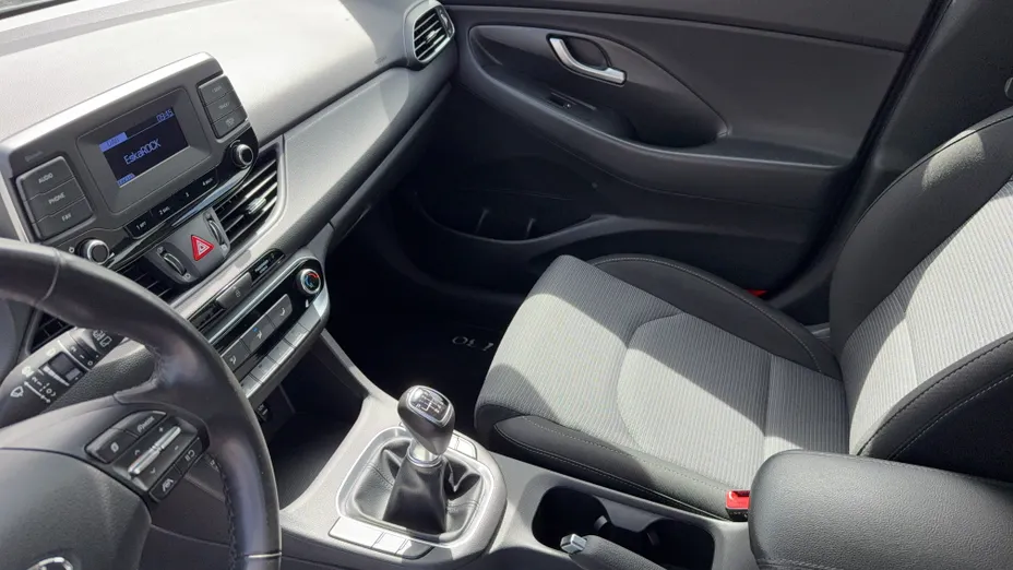 HYUNDAI i30 i30 1.0 T-GDI Modern