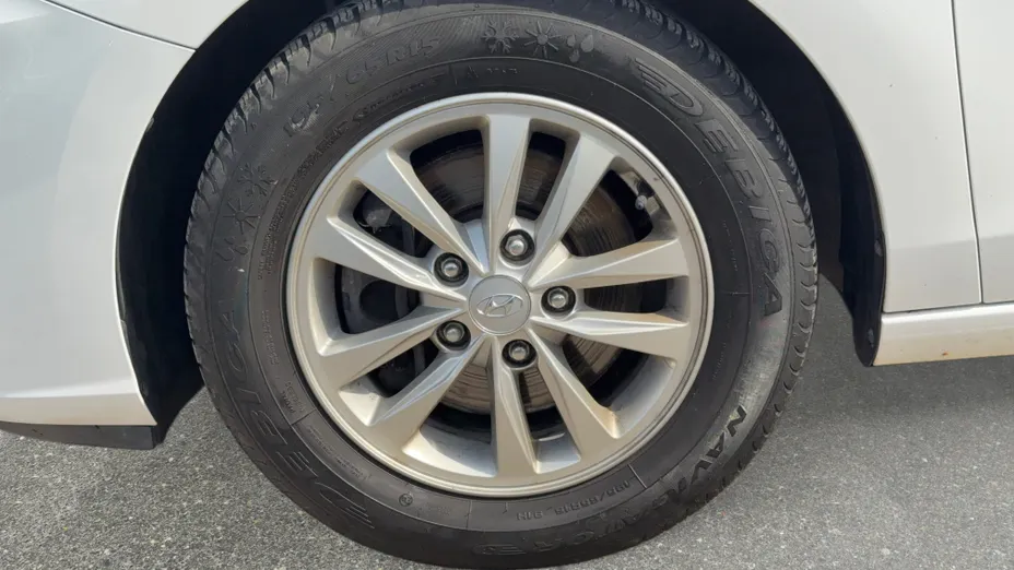 HYUNDAI i30 i30 1.0 T-GDI Modern