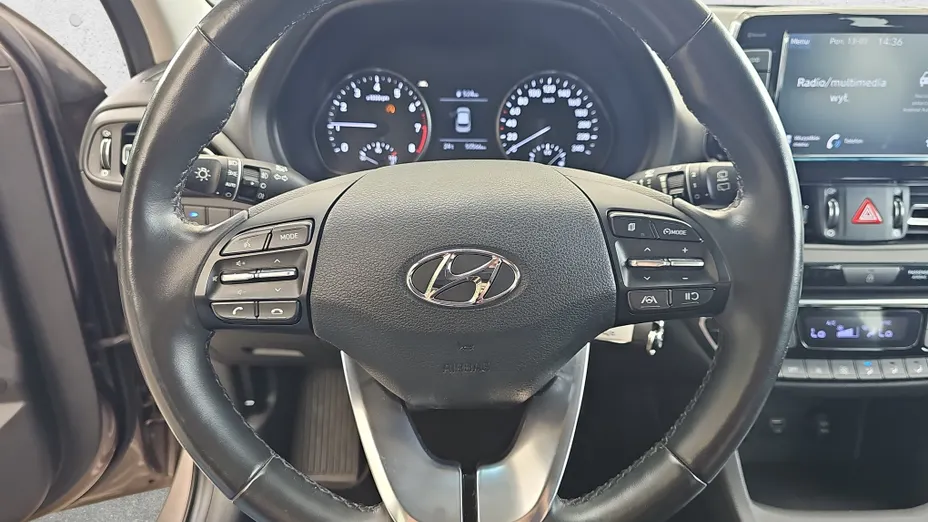 HYUNDAI i30 i30 1.0 T-GDI Smart