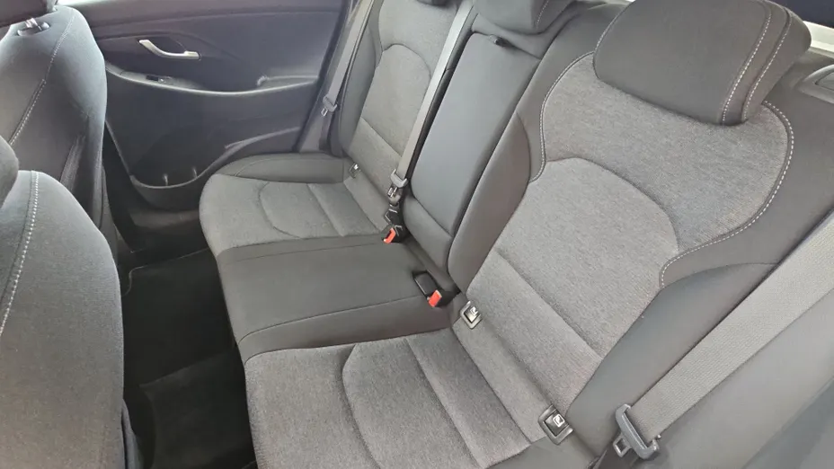 HYUNDAI i30 i30 1.0 T-GDI Smart
