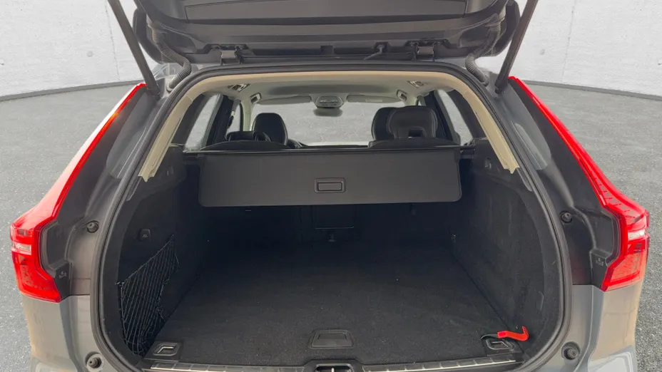 VOLVO XC60 XC60 B4 B Momentum Pro aut