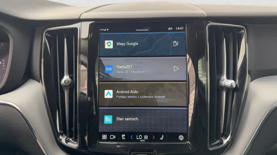 VOLVO XC60 XC60 B4 B Momentum Pro aut