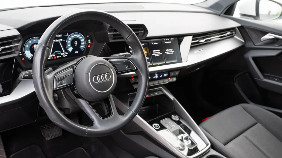 AUDI A3 A3 35 TFSI mHEV S Line S tronic
