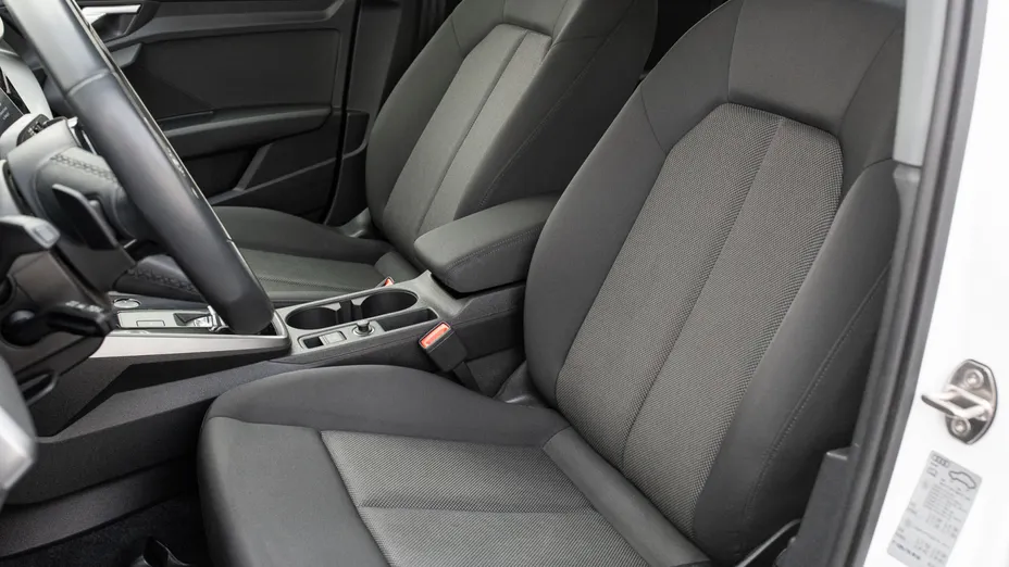 AUDI A3 A3 35 TFSI mHEV S Line S tronic