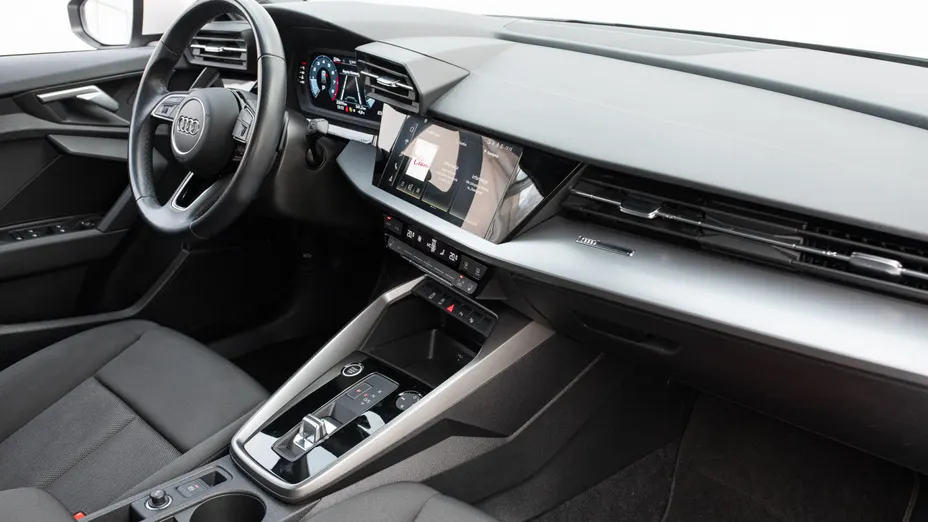 AUDI A3 A3 35 TFSI mHEV S Line S tronic