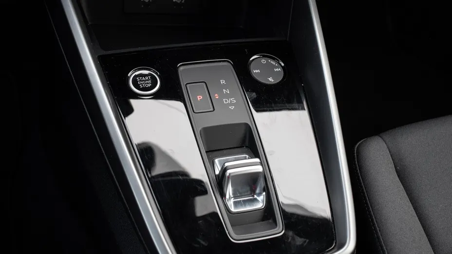 AUDI A3 A3 35 TFSI mHEV S Line S tronic