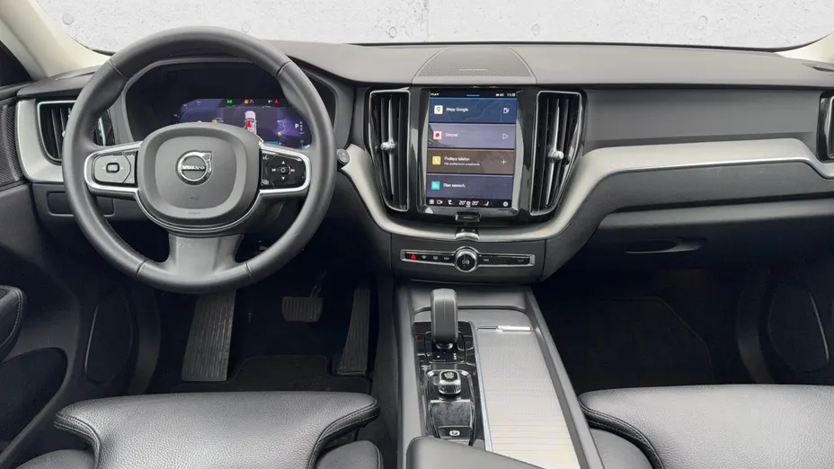 VOLVO XC60 XC60 B4 D AWD Plus Dark aut