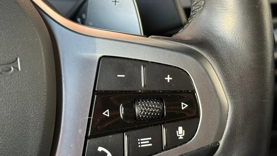 BMW Seria 3 320i xDrive M Sport aut