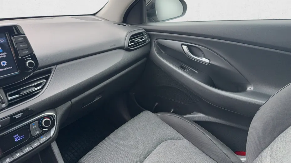 HYUNDAI i30 i30 1.5 DPI Smart