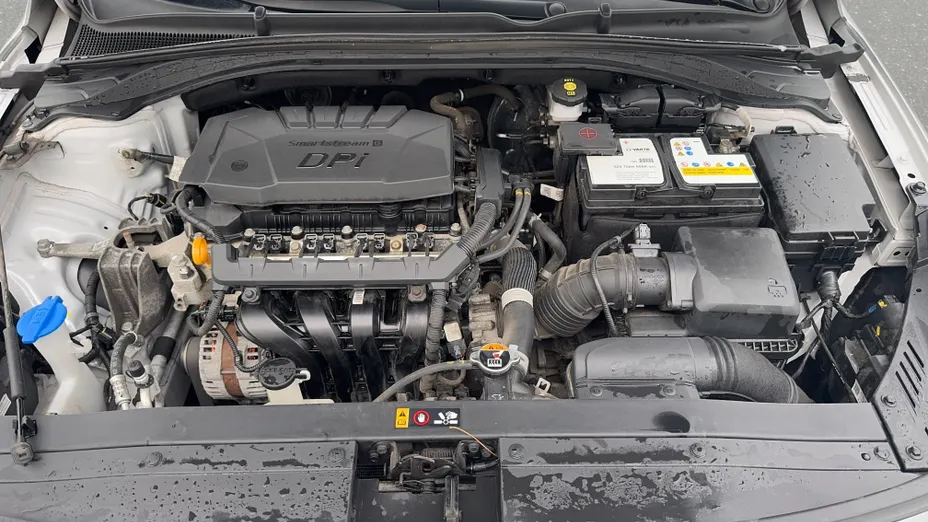 HYUNDAI i30 i30 1.5 DPI Smart
