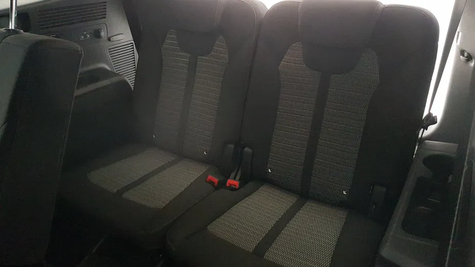 KIA Sorento Sorento 1.6 T-GDI HEV L 4WD aut 7os.