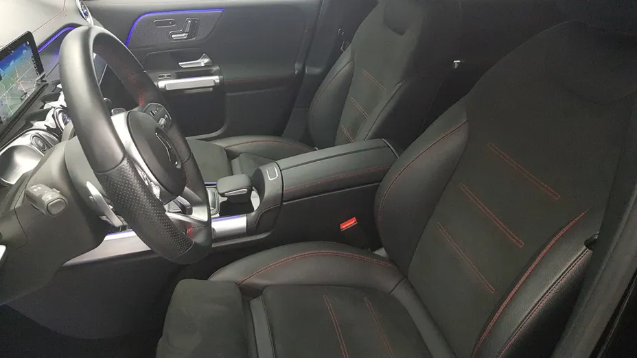 MERCEDES-BENZ EQB EQB 250 66.5kWh AMG