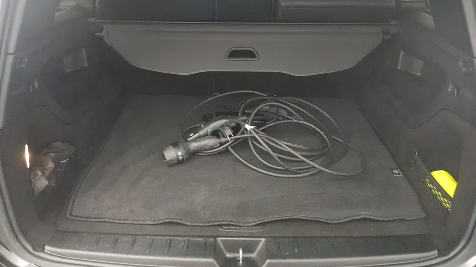 MERCEDES-BENZ EQB EQB 250 66.5kWh AMG