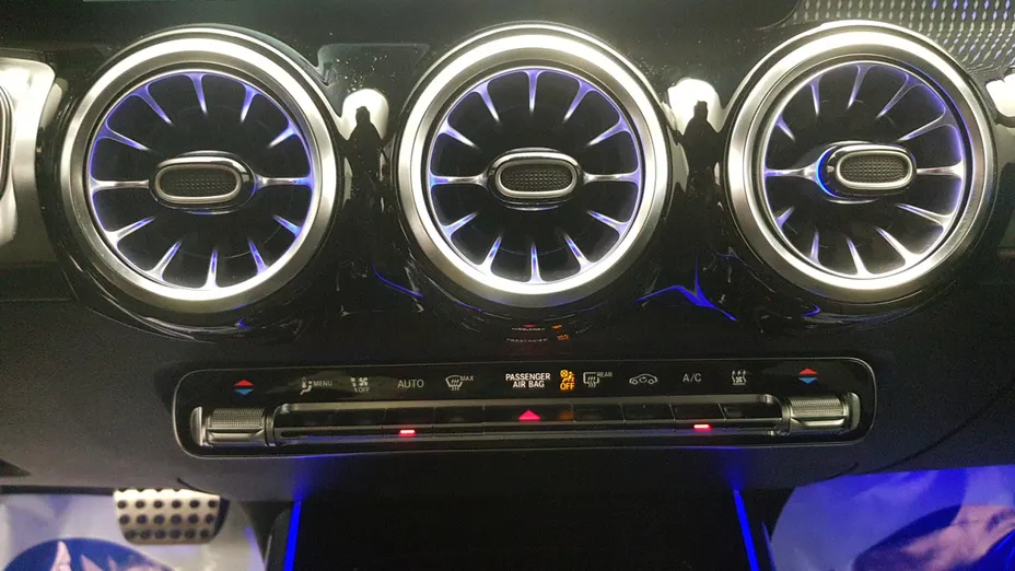 MERCEDES-BENZ EQB EQB 250 66.5kWh AMG