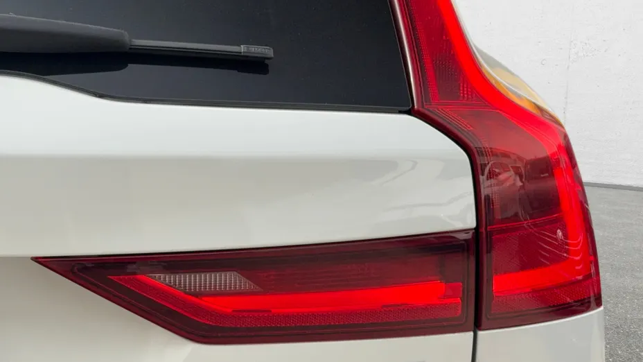 VOLVO V90 V90 CC D5 AWD aut