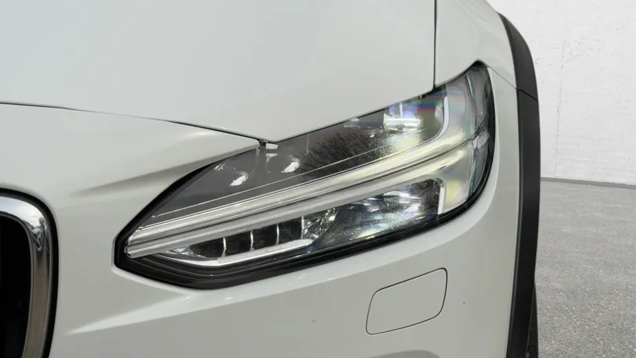 VOLVO V90 V90 CC D5 AWD aut