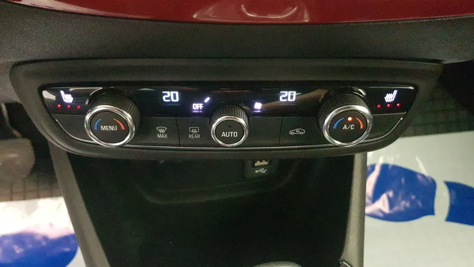 OPEL Crossland X Crossland 1.2 T GS Line aut