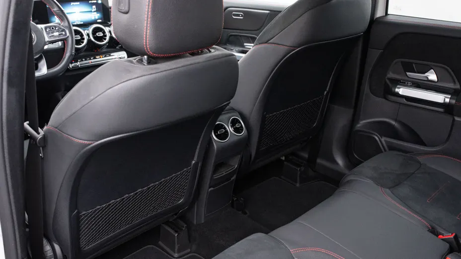 MERCEDES-BENZ GLB GLB 200 4-Matic AMG Line 8G-DCT