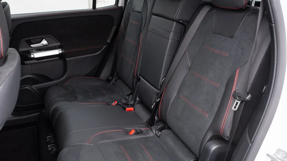 MERCEDES-BENZ GLB GLB 200 4-Matic AMG Line 8G-DCT