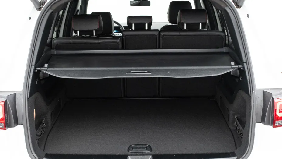 MERCEDES-BENZ GLB GLB 200 4-Matic AMG Line 8G-DCT