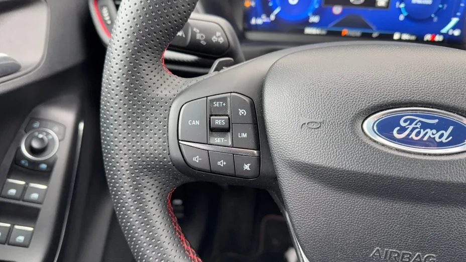 FORD Puma Puma 1.0 EcoBoost mHEV ST-Line X DCT