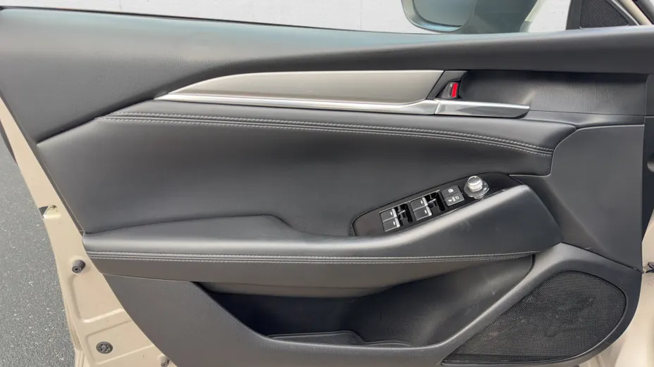 MAZDA 6 6 2.0 Center-Line